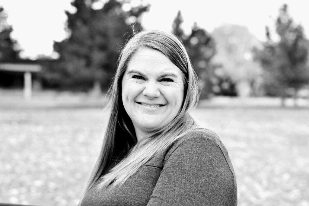 child and adolescent counseling of Denver, psychology today counselor Claire Eliassen works with pre-teen and adolescent girls as well as new postpartum moms.